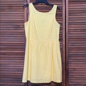 Beautiful Yellow Eyelet Sundress Size L EUC